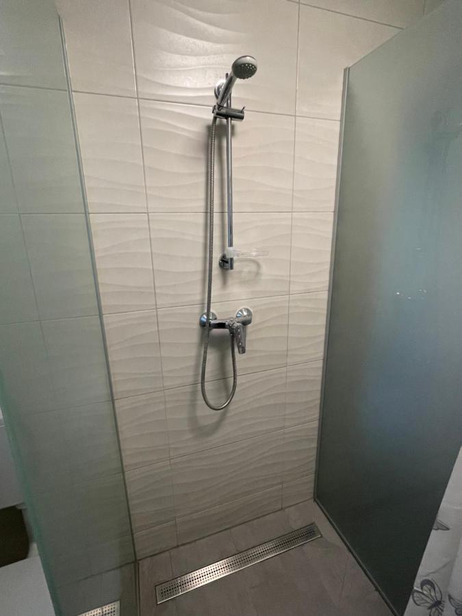 Heni Apartment Buk Ngoại thất bức ảnh