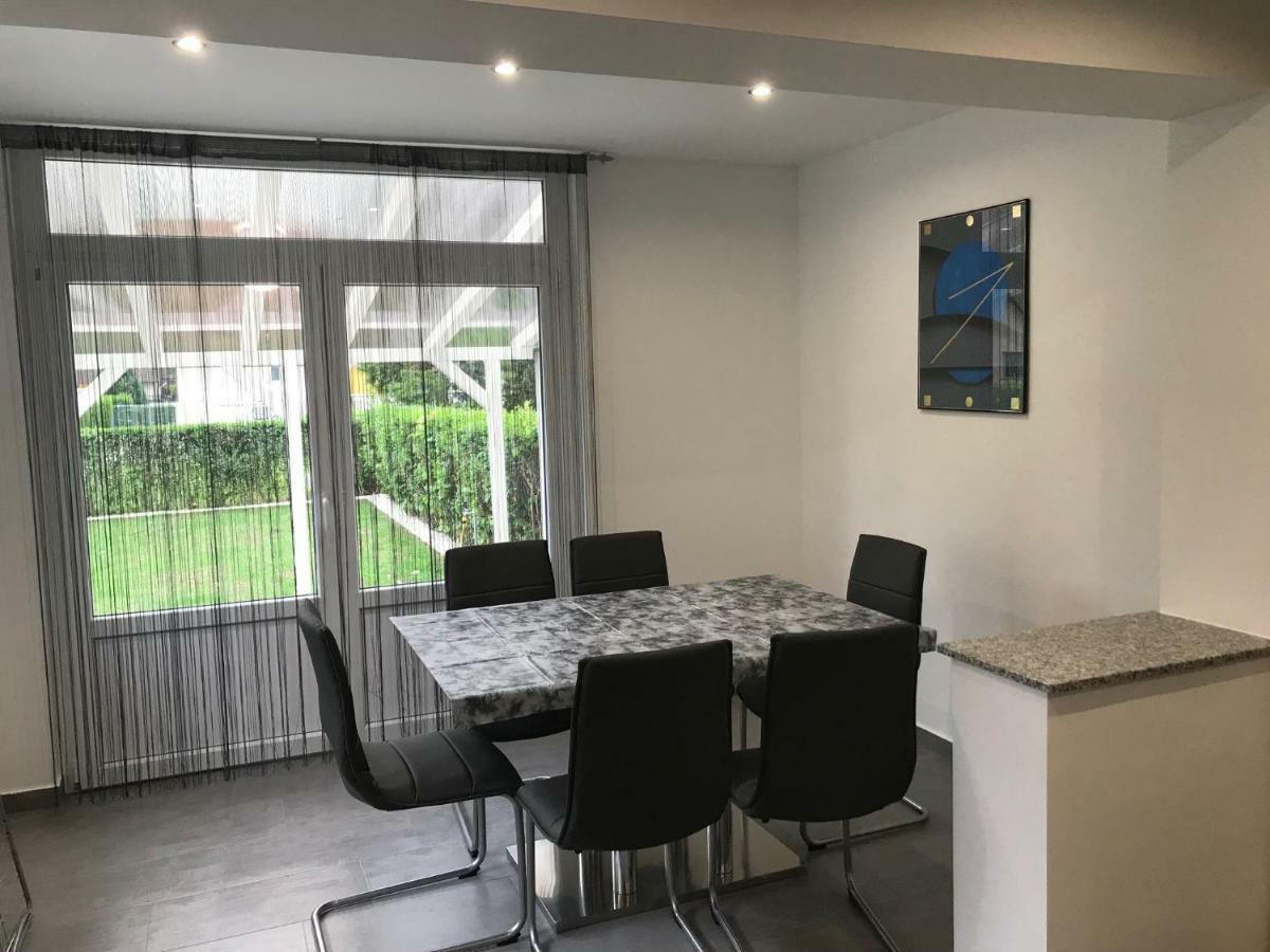 Heni Apartment Buk Ngoại thất bức ảnh